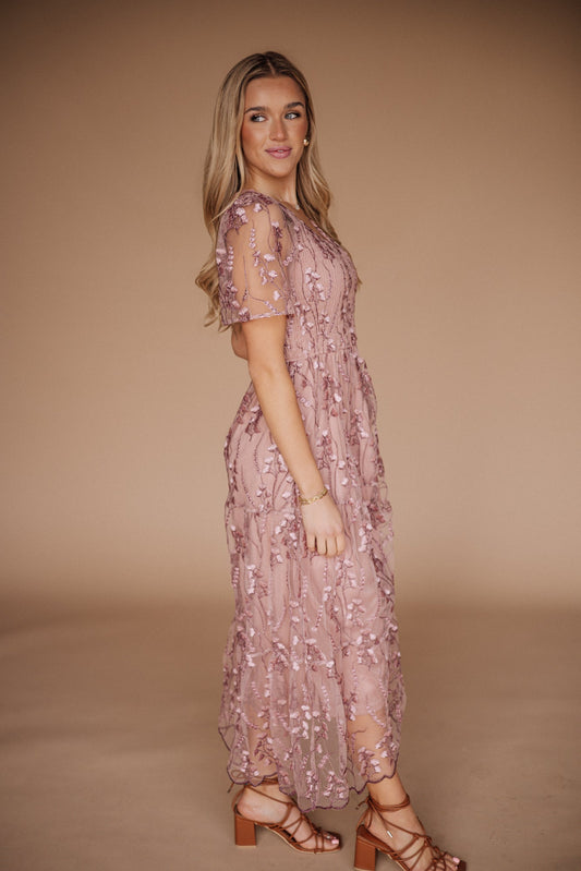 Tayla Midi Lace Dress in Orchid Pink