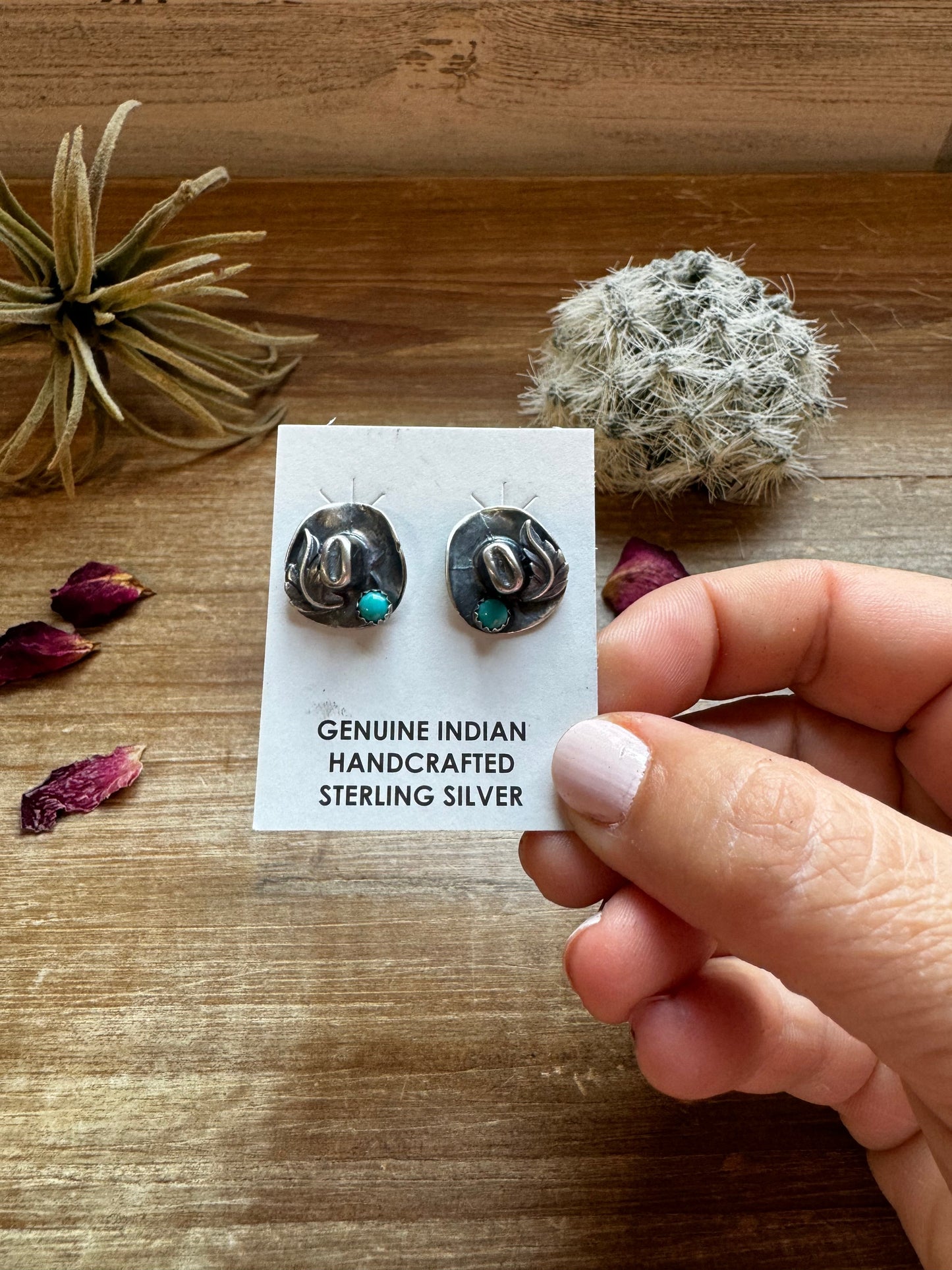 Cowboy hat Stud earrings with turquoise