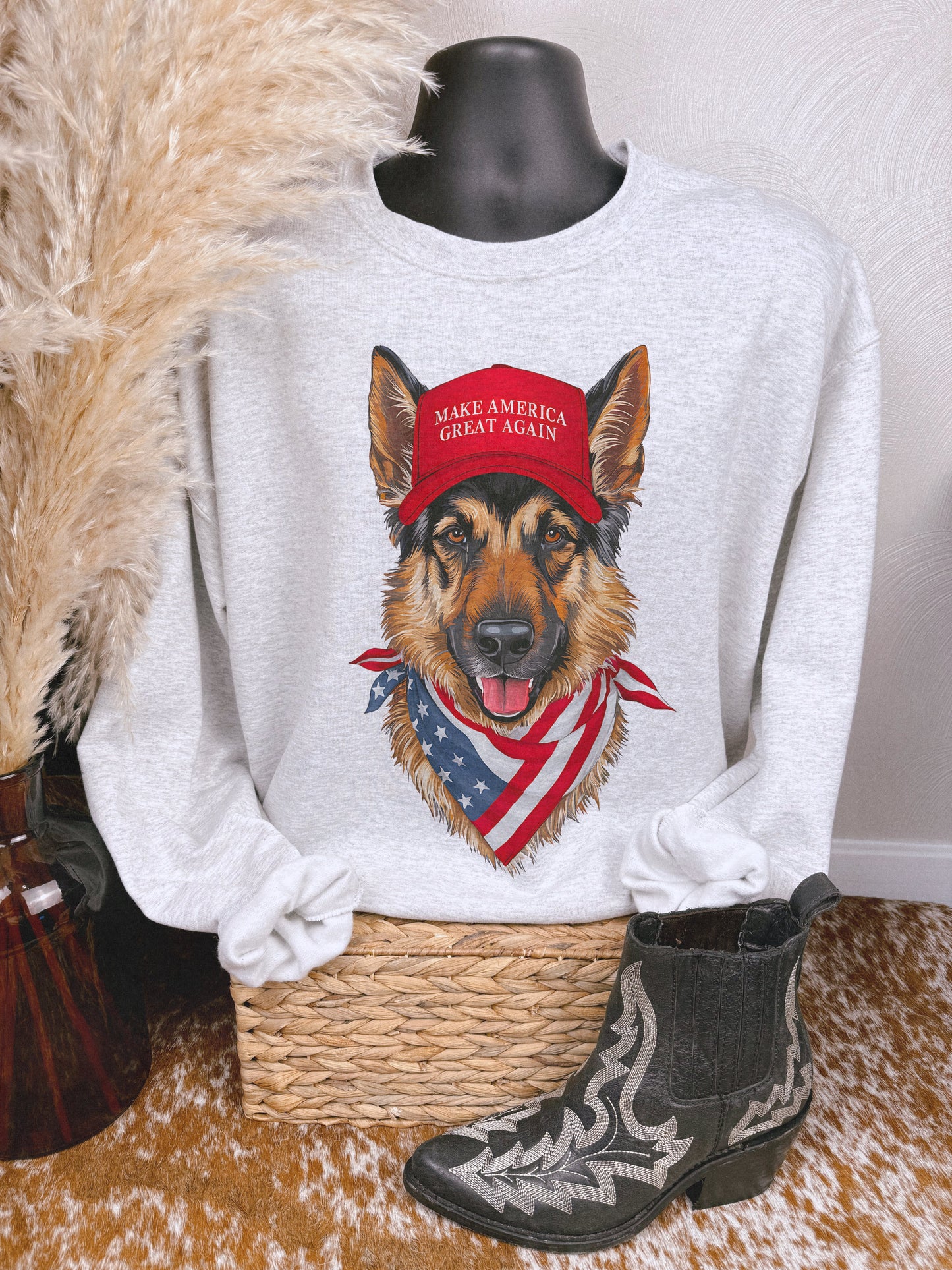 MAGA PUP *TEE*