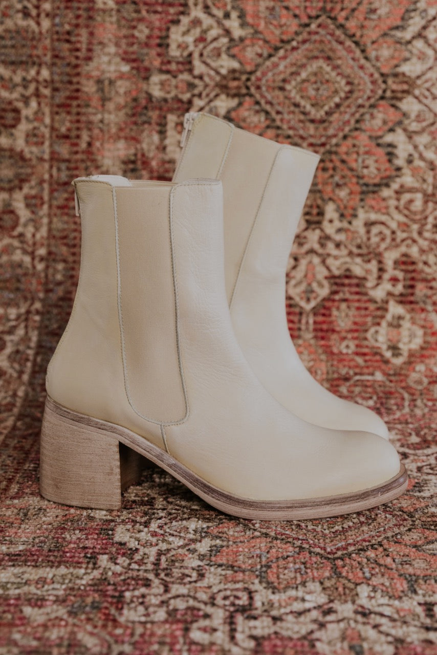 Free People Essential Chelsea Boots Ivory 36