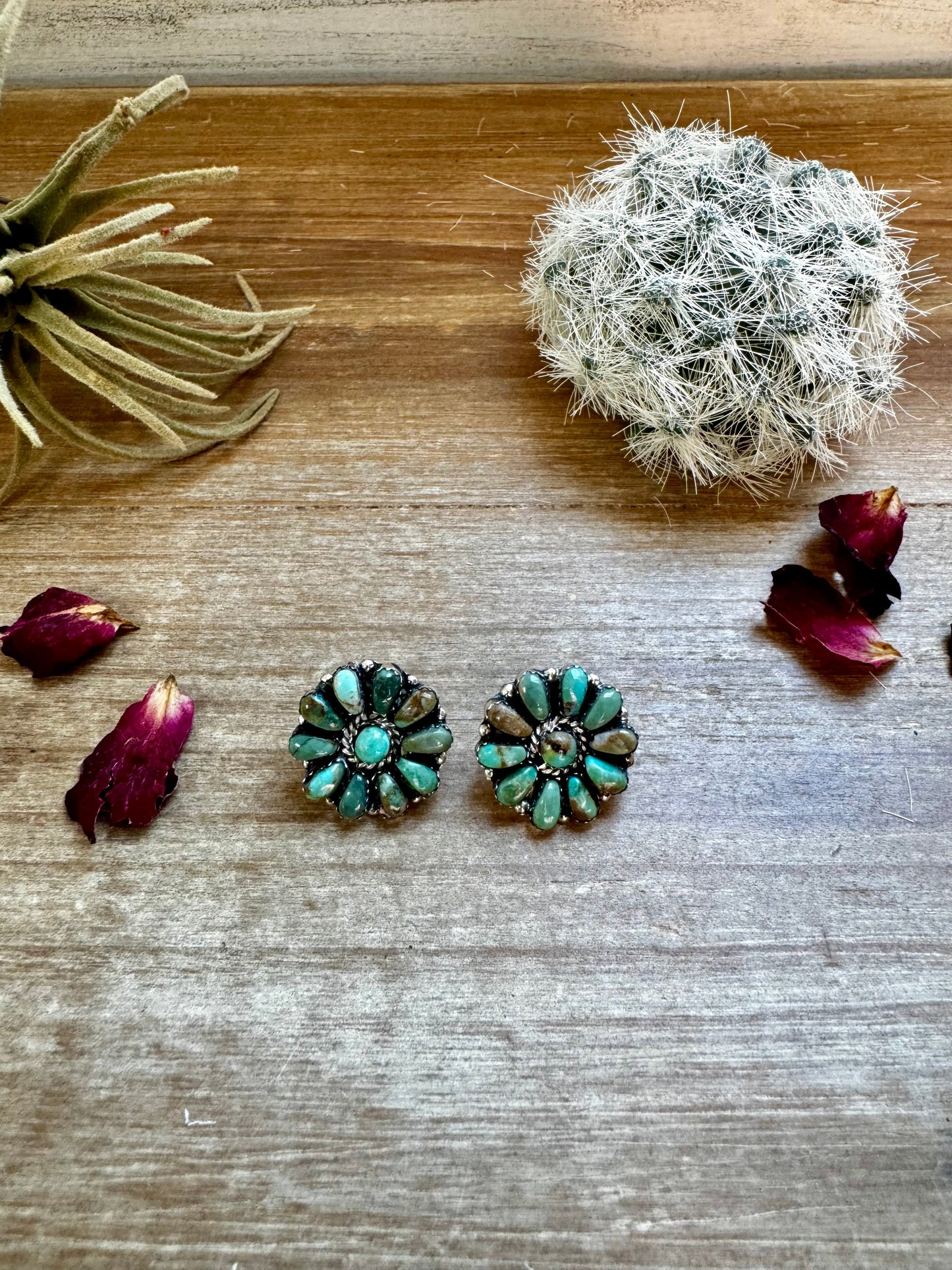 Green turquoise flower stud earrings