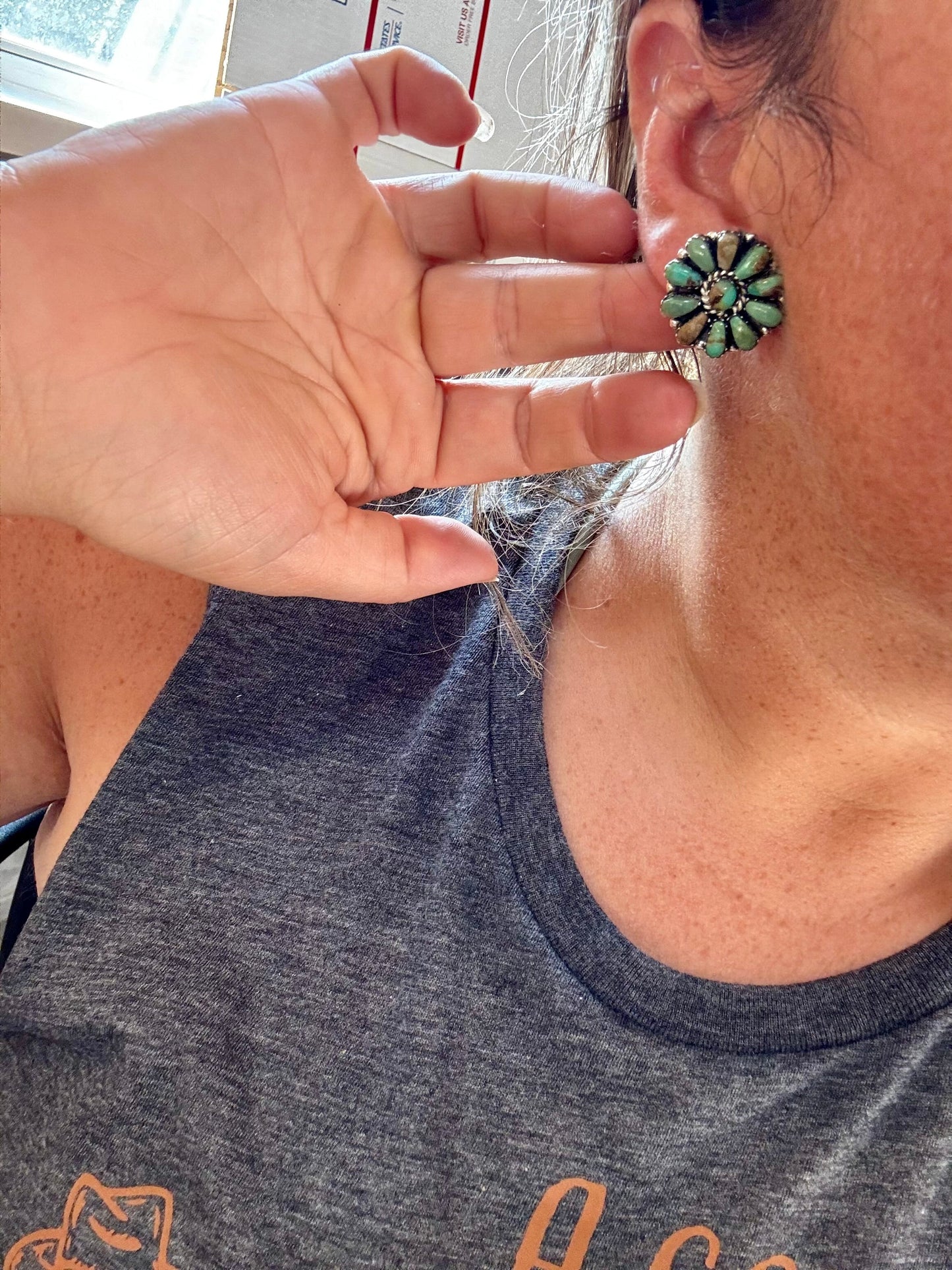 Green turquoise flower stud earrings