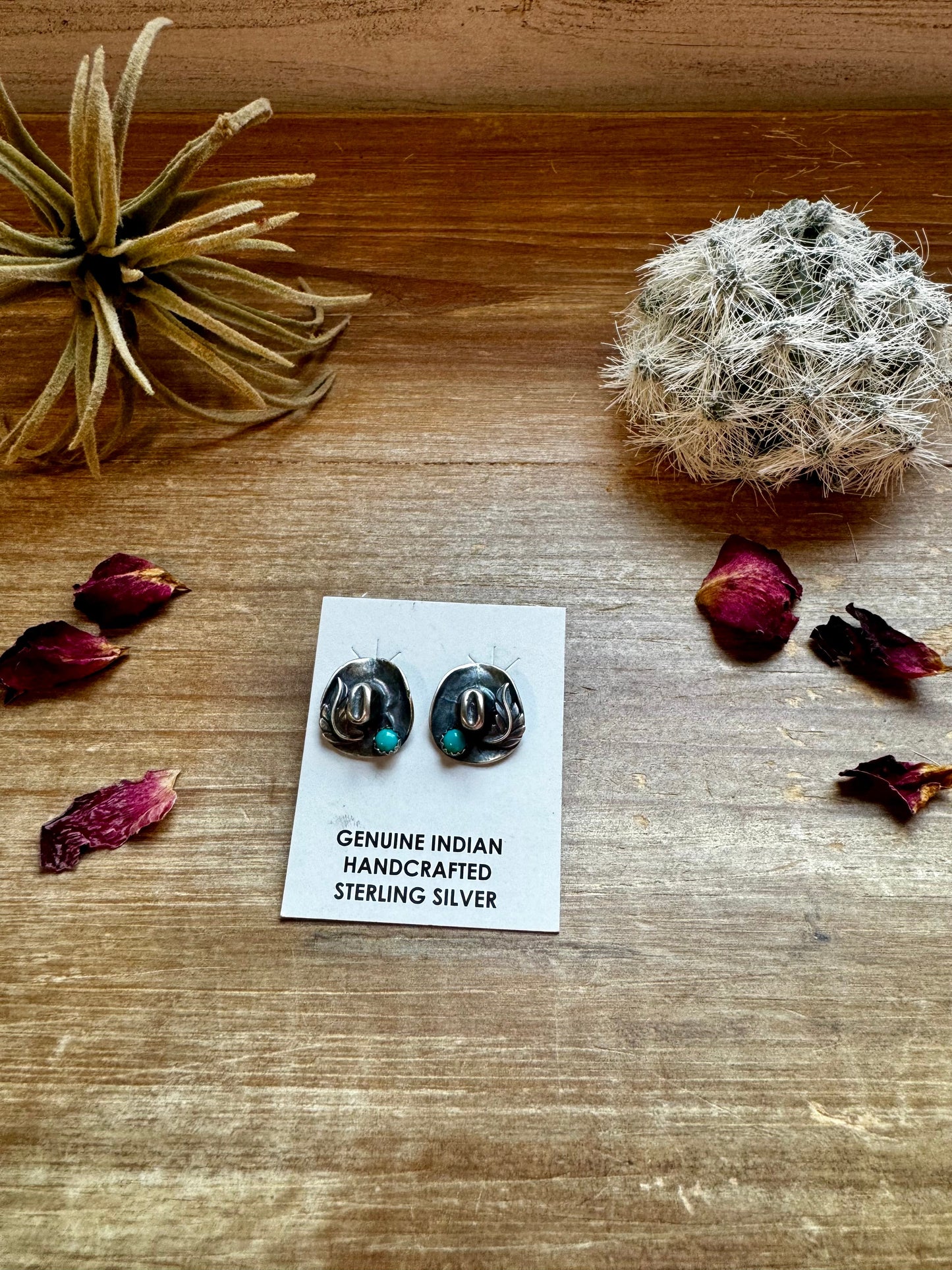 Cowboy hat Stud earrings with turquoise