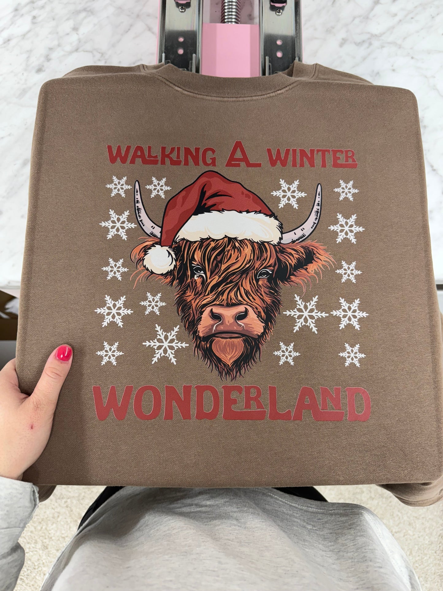 WALKING A WONDERLAND