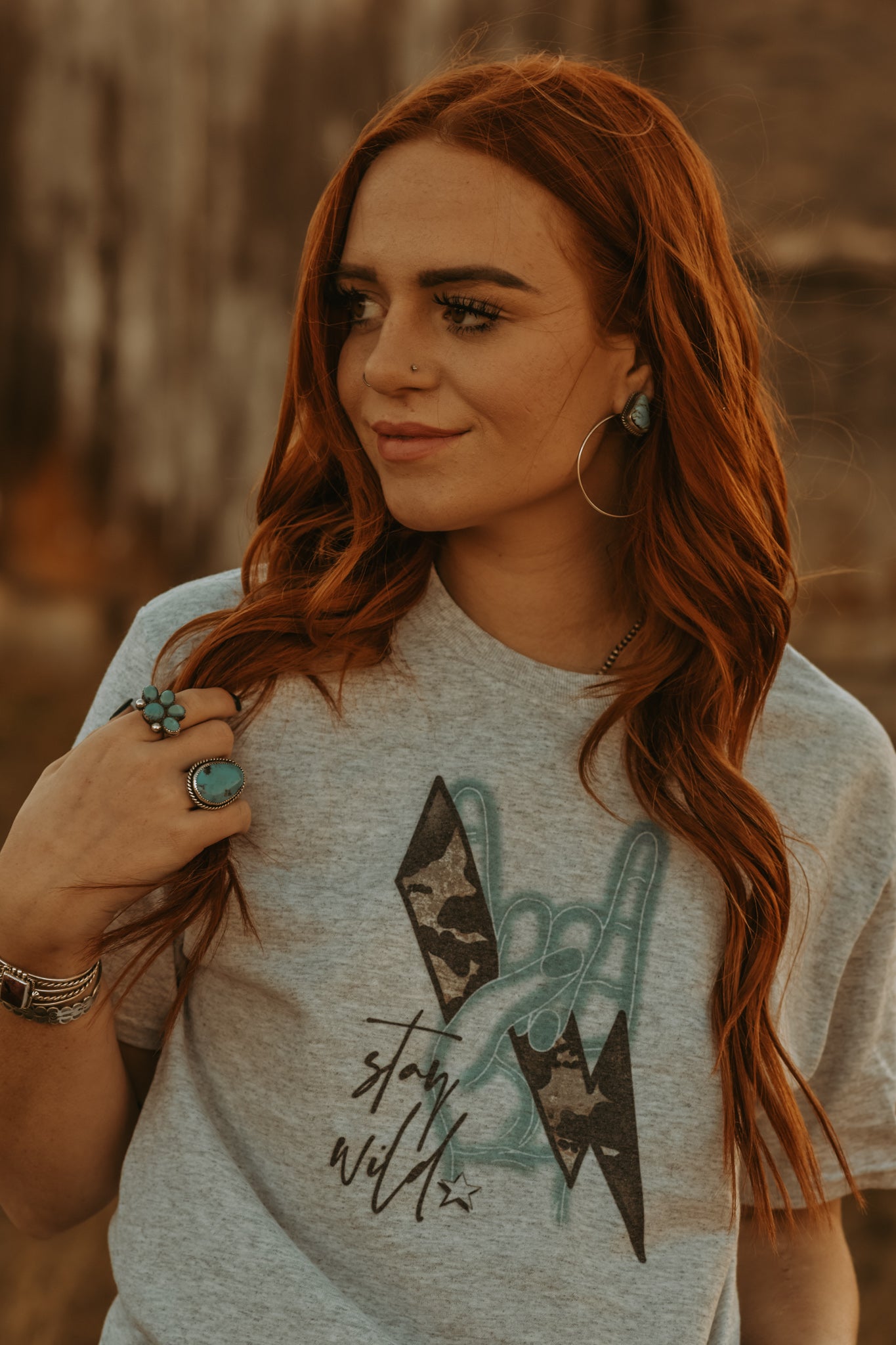 stay wild bolt graphic tee