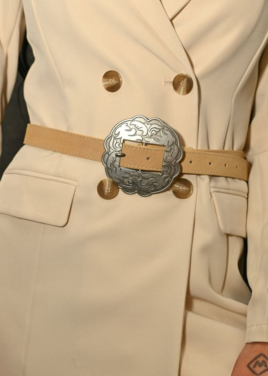 The Jessie Suede Concho Belt in Cream