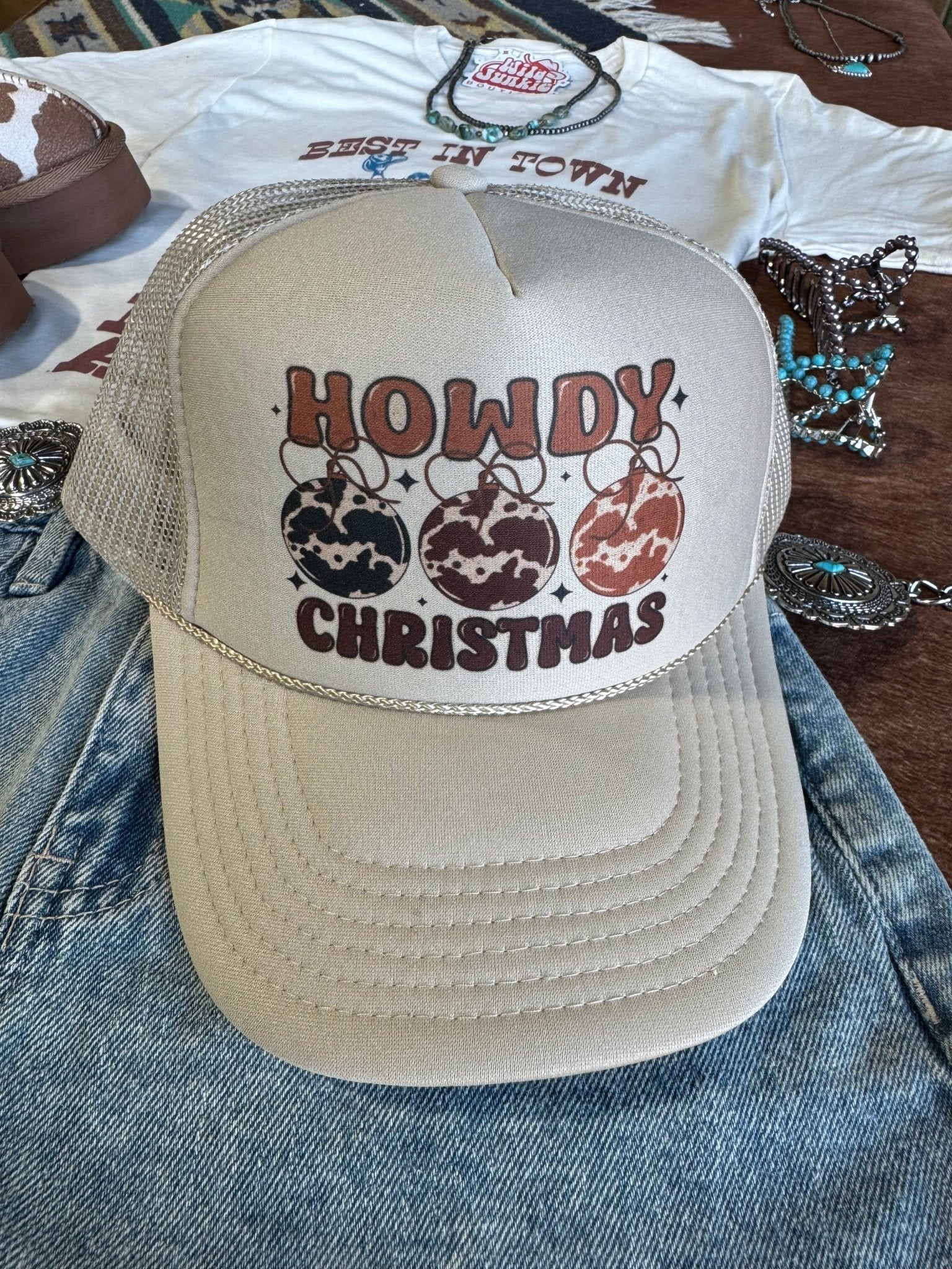 Howdy Christmas Ornaments Trucker HatTan