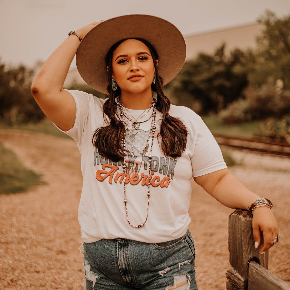 Honky Tonk America Tee with printed Longhorn skull